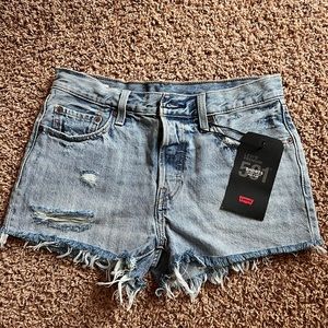Levi 501 shorts new with tags